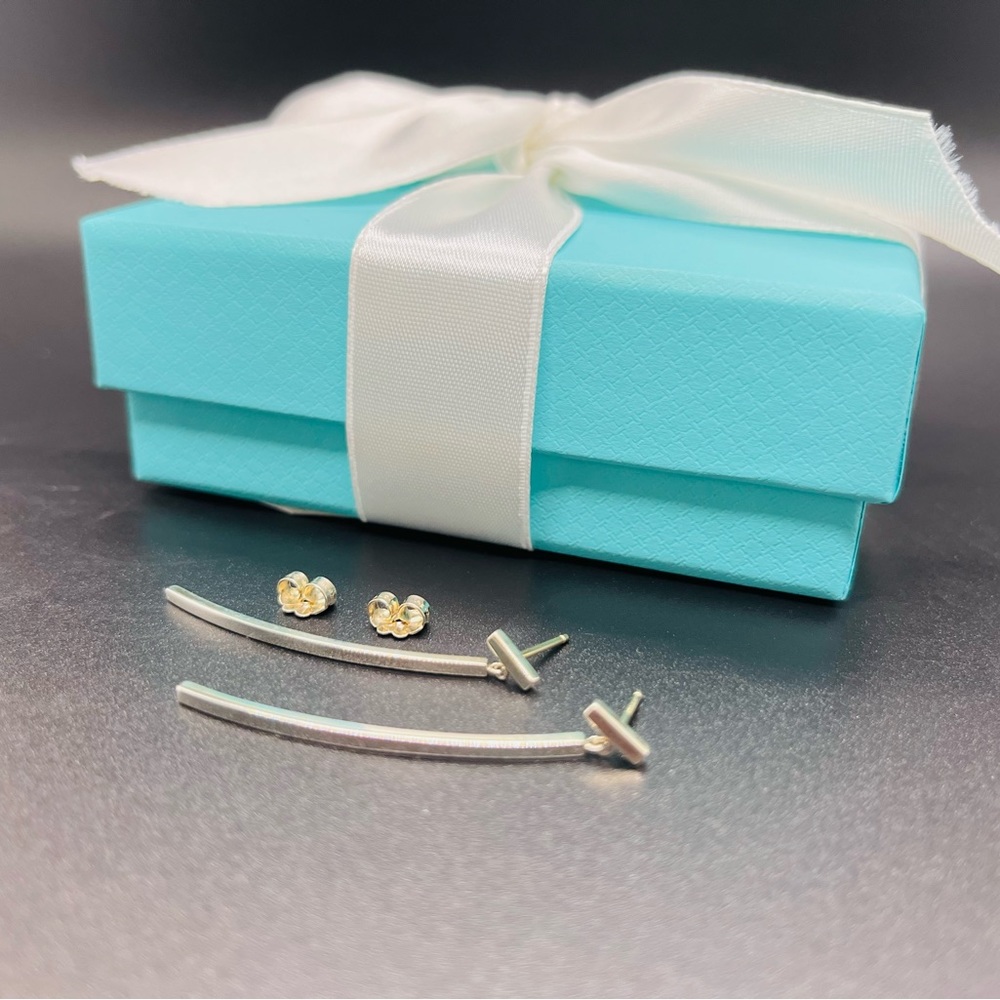 💙Authentic Tiffany & Co Tiffany T-Bar drop earrings, Sterling Silver💙Pretty!